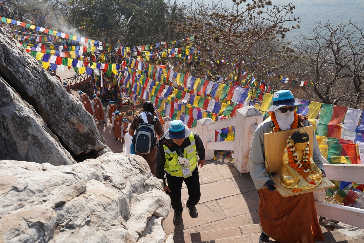 [인도순례] 20230225_순례 및 영축산 (4)